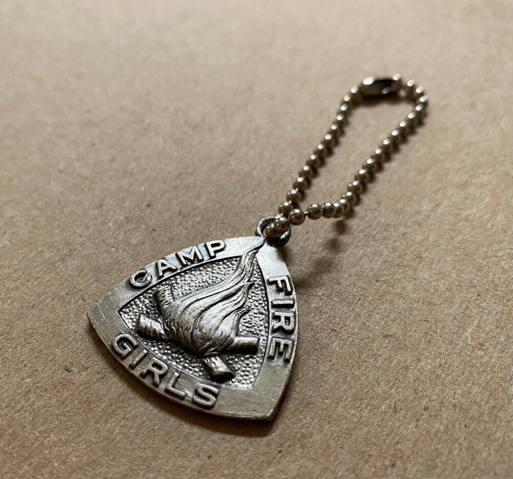 Vintage Camp Fire Girls Keychain Jewelry Souvenir Fob Charm Pendant 104B